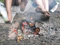 Feet - Oksana + Jenya + Anna Taradanova - 2006-12-03 Sharp exam for bare feet