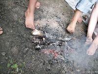 Feet - Oksana + Jenya + Anna Taradanova - 2006-12-03 Sharp exam for bare feet