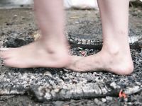 Feet - Oksana + Jenya + Anna Taradanova - 2006-12-03 Sharp exam for bare feet