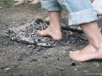 Feet - Oksana + Jenya + Anna Taradanova - 2006-12-03 Sharp exam for bare feet