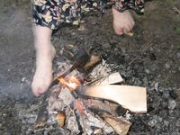 Feet - Oksana + Lena + Marina - 2004-06-19 Barefooted picnic