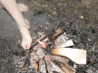 Feet - Oksana + Lena + Marina - 2004-06-19 Barefooted picnic