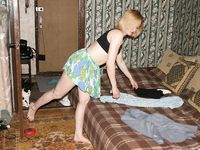 Feet - Oksana - 2004-05-11 Bike repairing