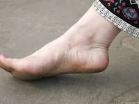 Feet - Oksana - 2004-06-01 In the city