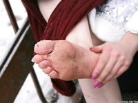 Feet - Oksana - 2004-12-23 Merry Christmas!