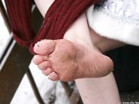 Feet - Oksana - 2004-12-23 Merry Christmas!