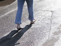 Feet - Oksana - 2005-04-07 Dirty feet in and outdoors