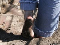 Feet - Oksana - 2005-04-07 Dirty feet in and outdoors