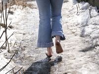 Feet - Oksana - 2005-04-07 Dirty feet in and outdoors