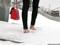 Feet - Oksana A - 2011-03-27 Barefoot oriental beauty