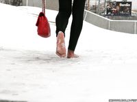 Feet - Oksana A - 2011-03-27 Barefoot oriental beauty