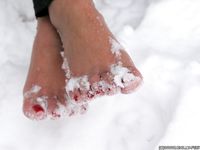 Feet - Oksana A - 2011-03-27 Barefoot oriental beauty