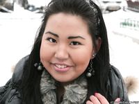 Feet - Oksana A - 2011-03-27 Barefoot oriental beauty