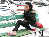 Feet - Oksana A - 2011-03-27 Barefoot oriental beauty