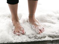 Feet - Oksana B - 2011-09-22 Hot feet on wet snow