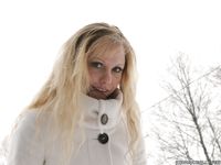 Feet - Oksana B - 2011-09-22 Hot feet on wet snow