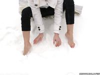 Feet - Oksana B - 2011-09-22 Hot feet on wet snow