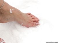 Feet - Oksana B - 2011-09-22 Hot feet on wet snow