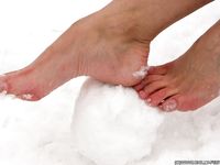 Feet - Oksana B - 2011-09-22 Hot feet on wet snow