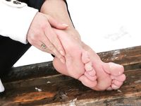 Feet - Oksana B - 2011-09-22 Hot feet on wet snow