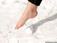 Feet - Oksana C - 2011-11-03 Hot girl on cold snow