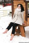 Feet - Oksana C - 2011-11-03 Hot girl on cold snow