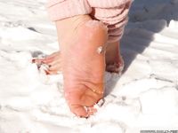 Feet - Oksana D - 2014-08-12 Wonderful sunny weather