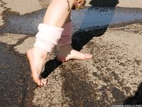 Feet - Oksana D - 2014-08-12 Wonderful sunny weather