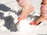 Feet - Oksana D - 2014-08-12 Wonderful sunny weather