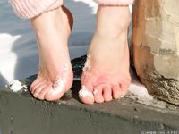Feet - Oksana D - 2014-08-12 Wonderful sunny weather
