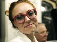 Feet - Olesya - 2013-01-13 Playful barefoot redhead