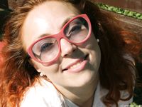 Feet - Olesya - 2013-01-13 Playful barefoot redhead