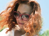 Feet - Olesya - 2013-01-13 Playful barefoot redhead