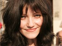 Feet - Olga A - 2010-10-20 Hot asphalt and high arches