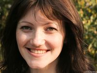 Feet - Olga A - 2010-10-20 Hot asphalt and high arches