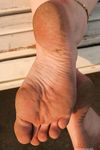 Feet - Olga A - 2010-10-20 Hot asphalt and high arches