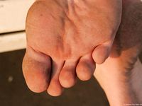 Feet - Olga A - 2010-10-20 Hot asphalt and high arches