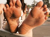 Feet - Olga A - 2010-10-20 Hot asphalt and high arches