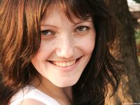 Feet - Olga A - 2010-10-20 Hot asphalt and high arches