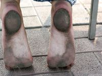 Feet - Olga B - 2010-12-07 Tender barefoot beauty