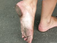 Feet - Olga B - 2010-12-07 Tender barefoot beauty