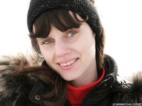 Feet - Olga D - 2011-11-27 Slender barefoot girl