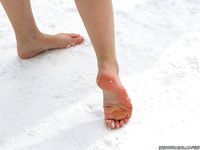 Feet - Olga D - 2011-11-27 Slender barefoot girl