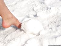 Feet - Olga D - 2011-11-27 Slender barefoot girl