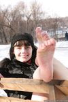 Feet - Olga D - 2011-11-27 Slender barefoot girl