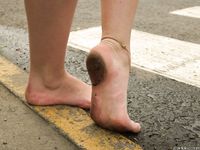 Feet - Olga E - 2014-06-18 A warm spring day