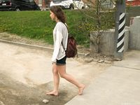 Feet - Olga E - 2014-06-18 A warm spring day