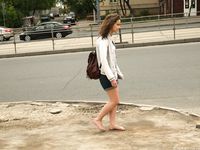 Feet - Olga E - 2014-06-18 A warm spring day