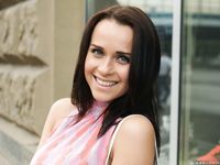 Feet - Olga F - 2015-11-13 A tiny barefoot girl