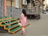 Feet - Olga F - 2015-11-13 A tiny barefoot girl